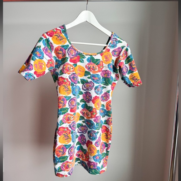 CLTO Express Dresses & Skirts - Vtg 90s Rainbow Floral Short Sleeve Mini Bodycon Dress Saved By The Bell Vibes